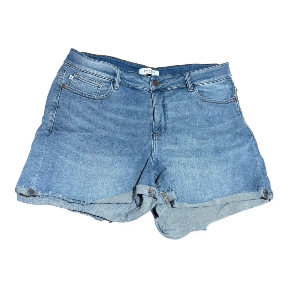 Judy Blue Denim Shorts Womens 2XL Blue Excellent High Rise Cuffed Raw Hem - Picture 2 of 4